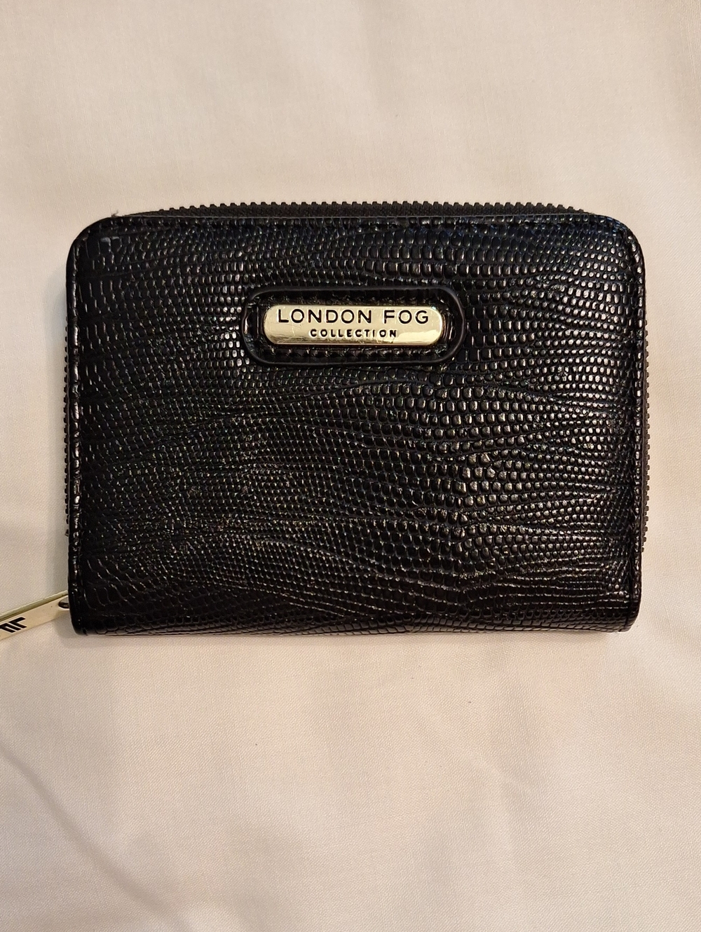 London Fog Black Textured Zip Wallet